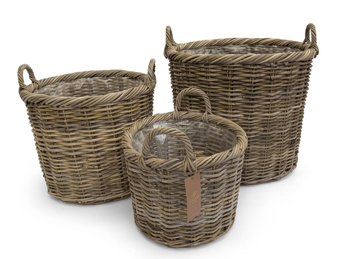 Kosze rattanowe Luma marki Solani Home z naturalnego rattanu w odcieniu Kobo Grey