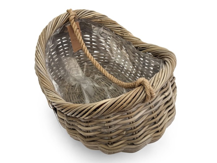 Detal splotu kosza rattanowego Bloom