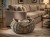 Kosz rattanowy Bloom w aranżacji salonu przy kanapie – naturalny rattan Solani Home