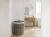 Kosz rattanowy Vela na bieliznę z pokrywą i materiałowym wkładem – naturalny rattan Solani Home